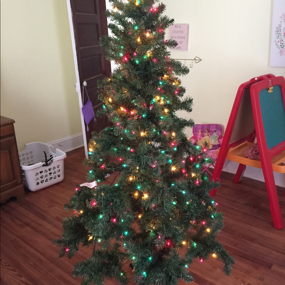 pre-lit Christmas tree
